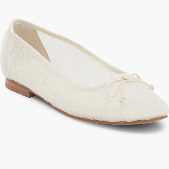 Dolce Vita Cainna Ballet Flay Ivory Size US 8 NWOB - Picture 1 of 9